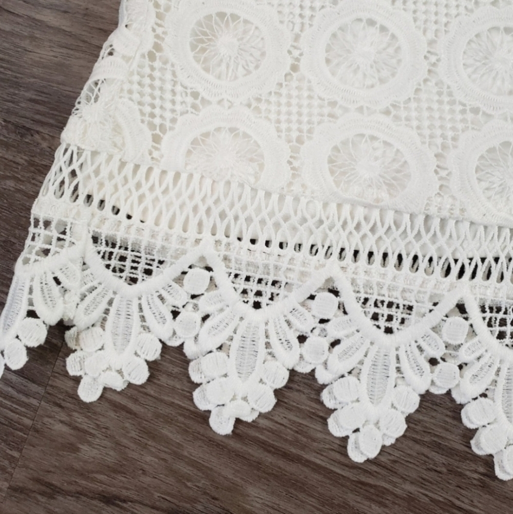 NEW Lovers + Friends Escape White Embroidered Lace Tie Up Mini Dress size Small - Picture 7 of 9